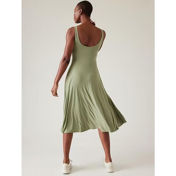 ATHLETA Women's Santorini Midi Dress Size L In Eucalyptus Olive - Picture 3 of 13